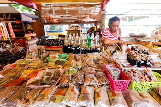 Victoria market Seychelles